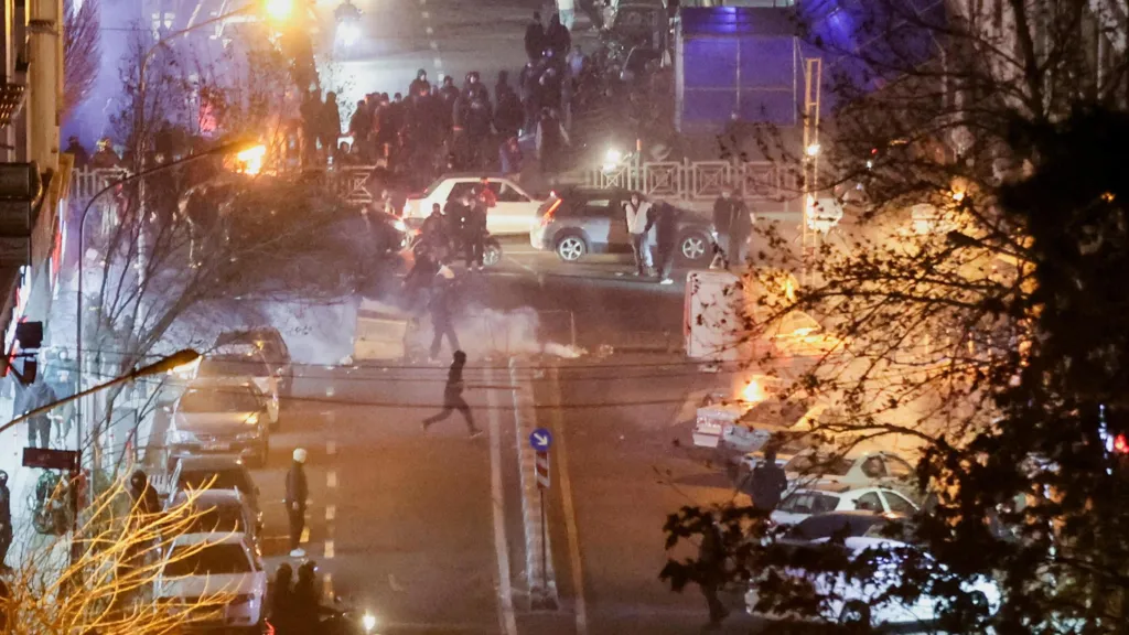 İran'da protestolar