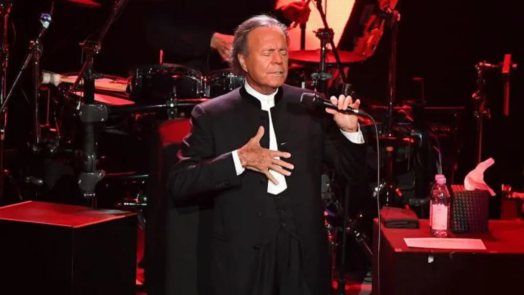 Julio Iglesias