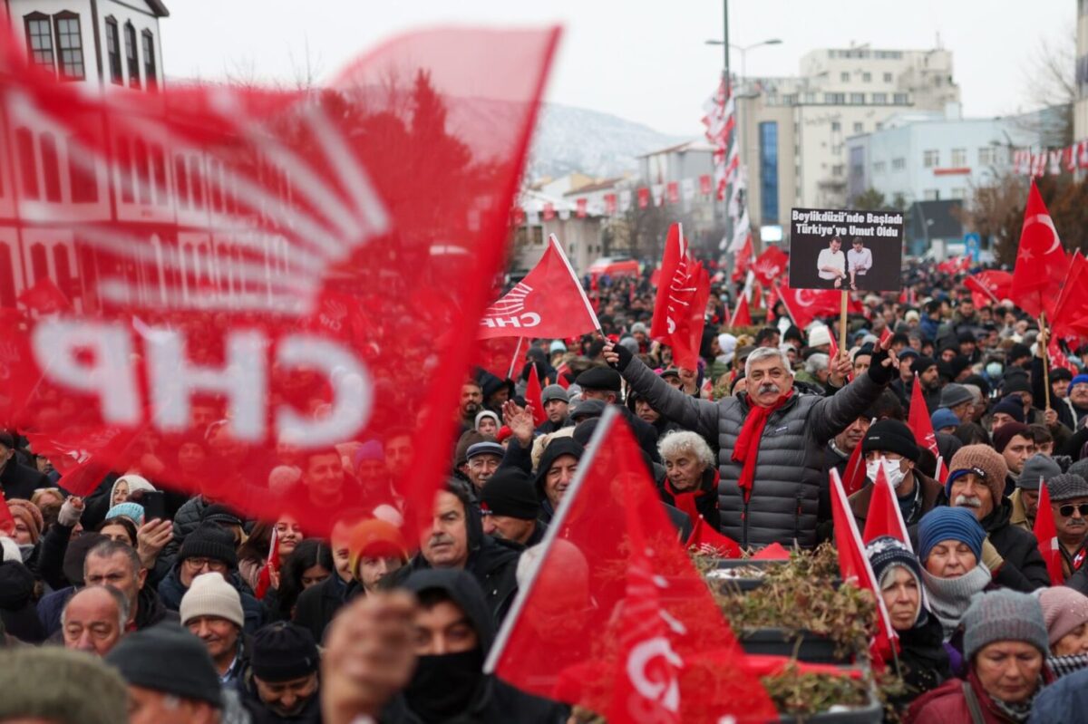 Özgür Özel CHP miting