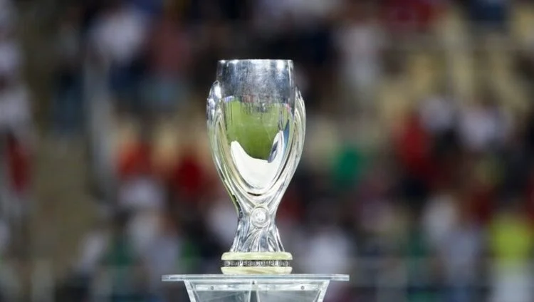 Fenerbahçe-Samsunspor Süper Kupa yarı finalinde karşılaşıyor