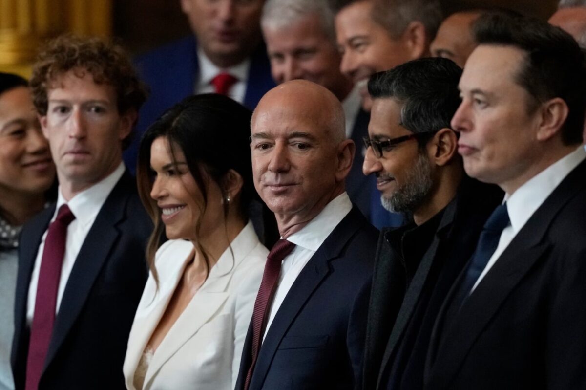 Mark Zuckerberg, Lauren Sanchez, Jeff Bezos, Sundar Pichai ve Elon Musk