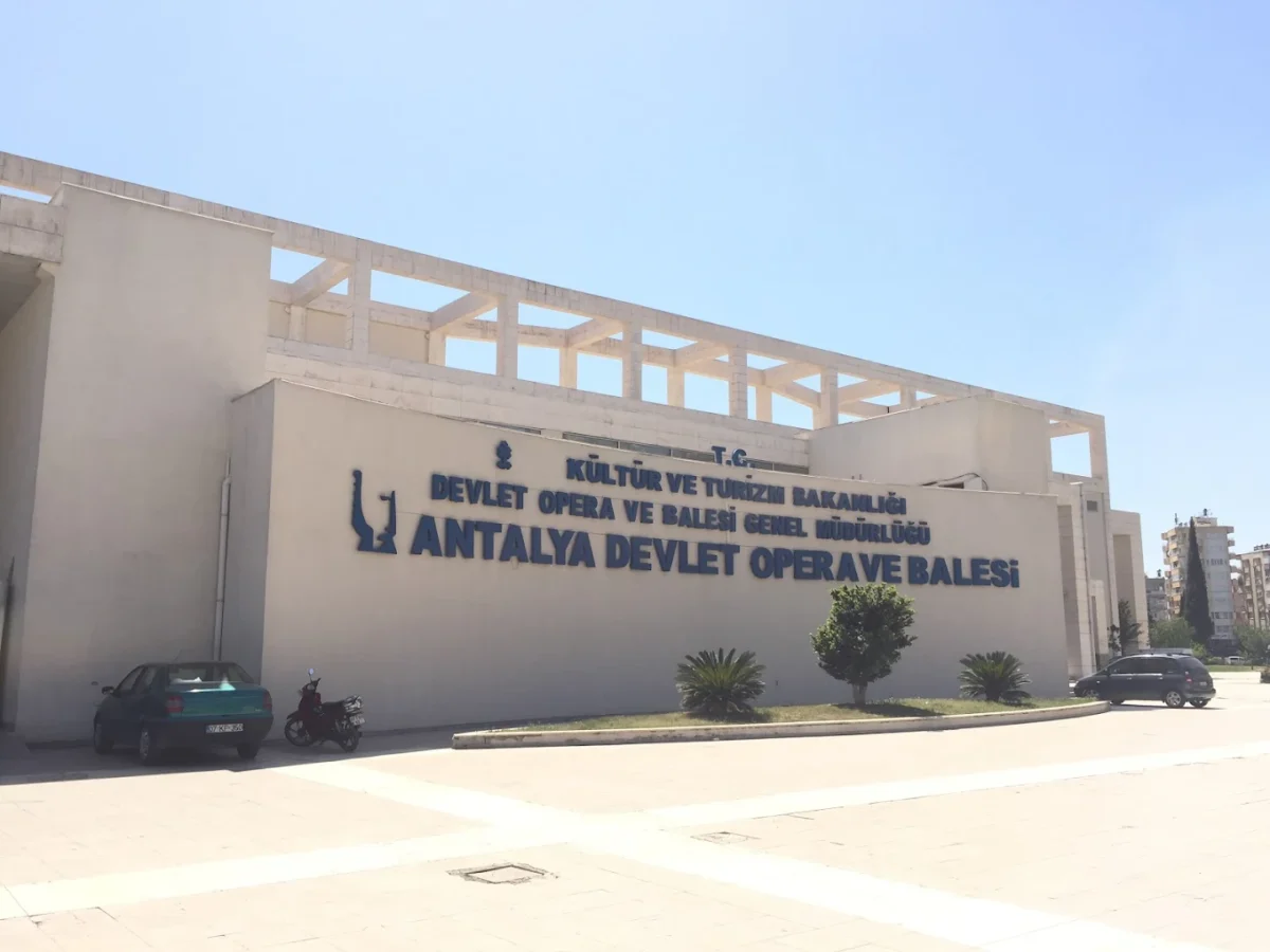 Antalya Devlet Opera ve Balesi’nde hayati risk iddiası