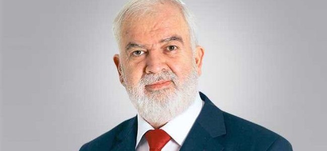 Gri bir adam: Ahmet Turan Alkan