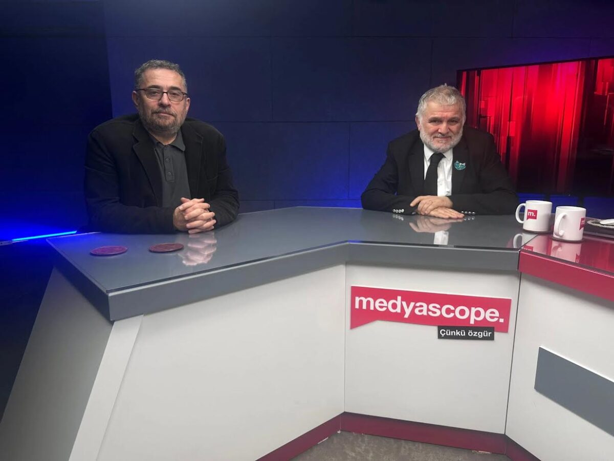 Haftaya Bakış (303): Bahçeli süreci kurtarabilecek mi? | Epstein olayı | Depremin üçüncü yılı