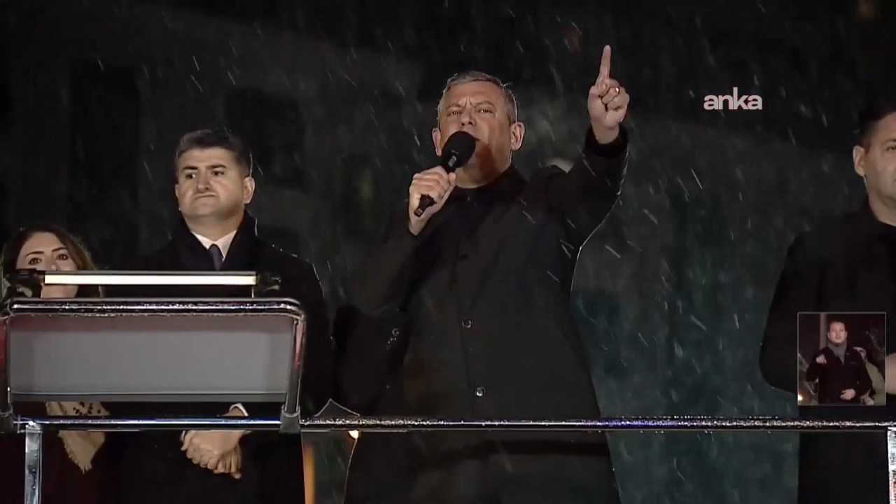 CHP’nin Ataşehir mitingi | Özgür Özel: “Sana köprüleri sattırmayacağım”