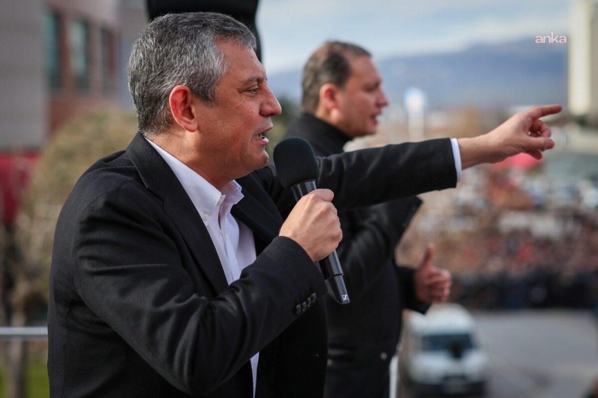 CHP'nin Çorum mitingi | Özgür Özel: "Sandıktan kaçanı millet kovalar"