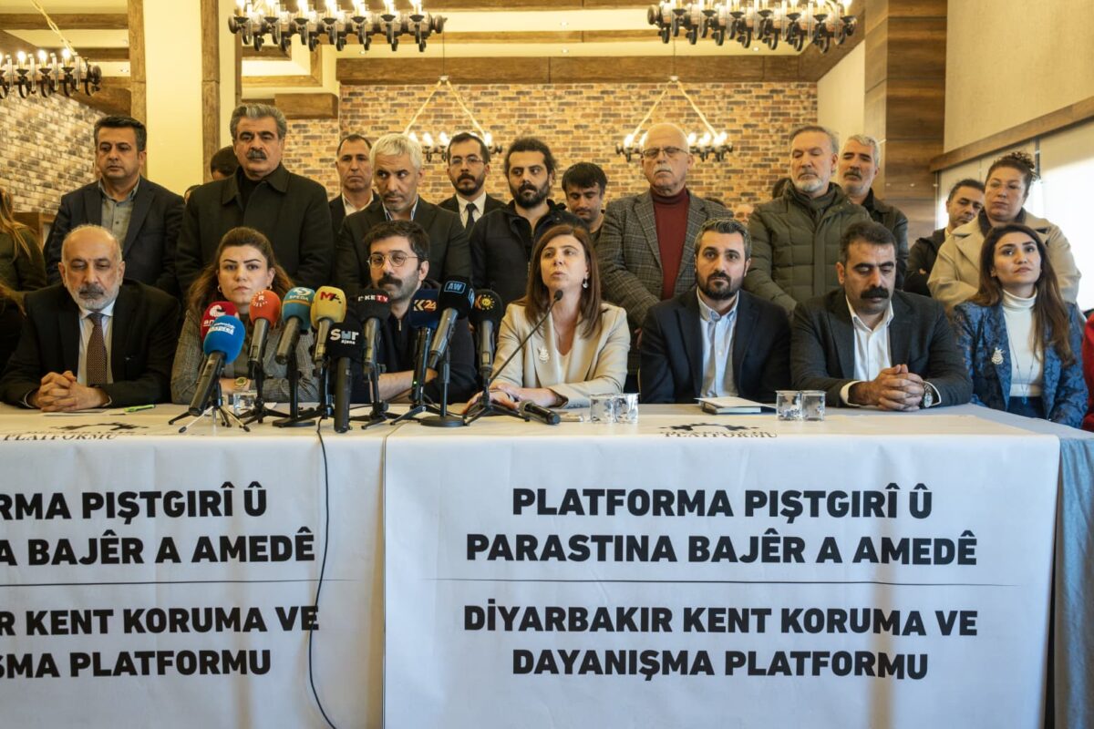 Diyarbakır’dan Kobani için yola çıkan TIR’lar geri döndü