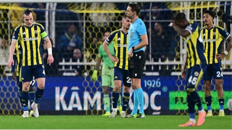 Fenerbahçe Nottingham Forest'a