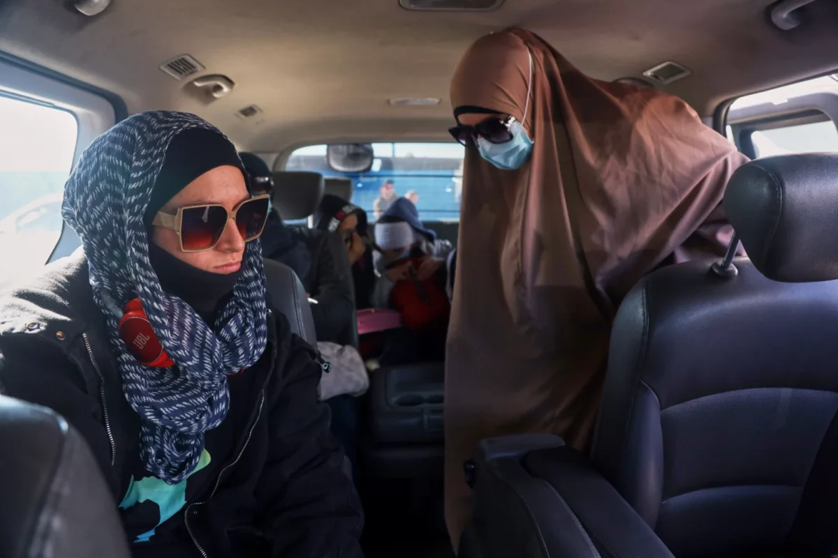 Australia won't repatriate 34 women and children from Syria_1