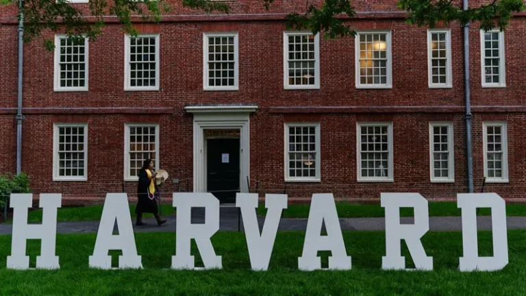 Harvard Üniversitesi