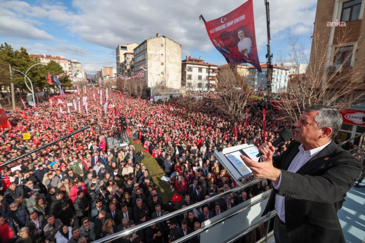 CHP'nin Çorum mitingi | Özgür Özel: "Sandıktan kaçanı millet kovalar"