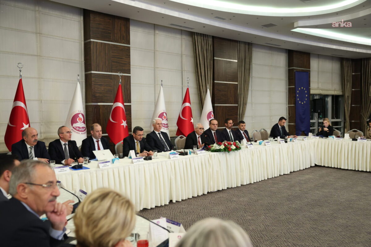 AYM Başkanı Özkaya: "Yapay zekâyı devreye alacağız"