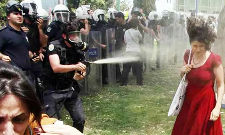 "Kırmızılı kadın"ın