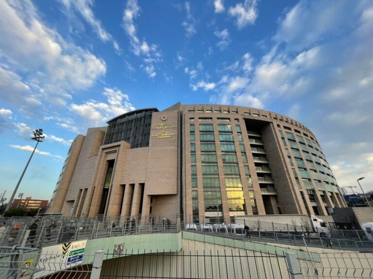 Ünlülere uyuşturucu soruşturmasında dört