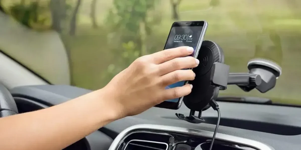 Araçların ön camına telefon tutucu takmak yasaklanıyor: Cezası 21 bin TL