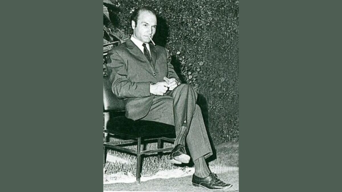 Ali Şeriati'ye saldırılar