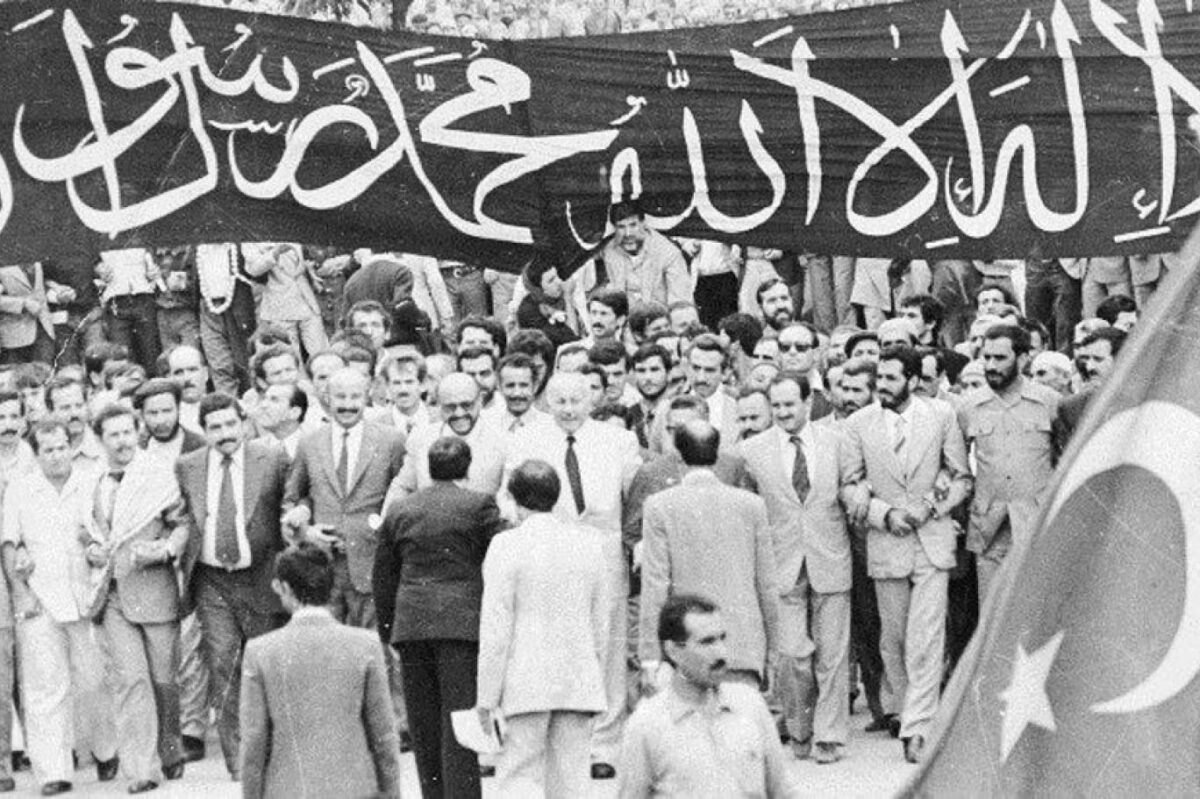 Yusuf Tunçbilek yazdı: İslamcılar neden İran’ı desteklemiyor?