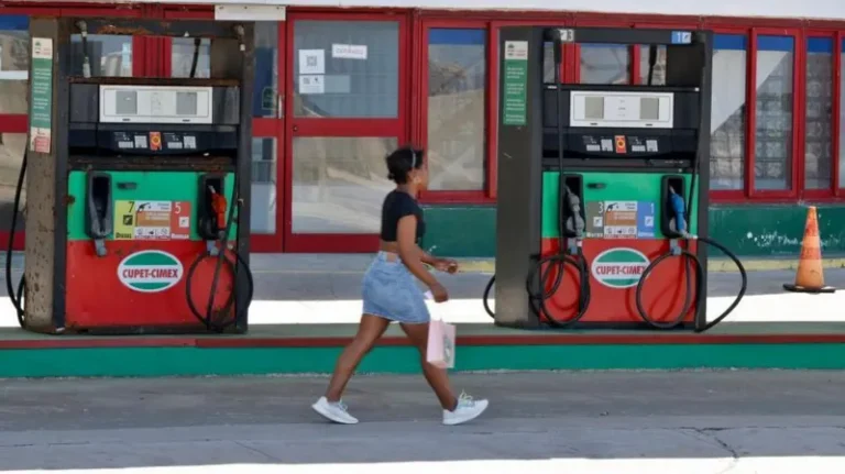 Rus petrolü Küba'ya ulaştı