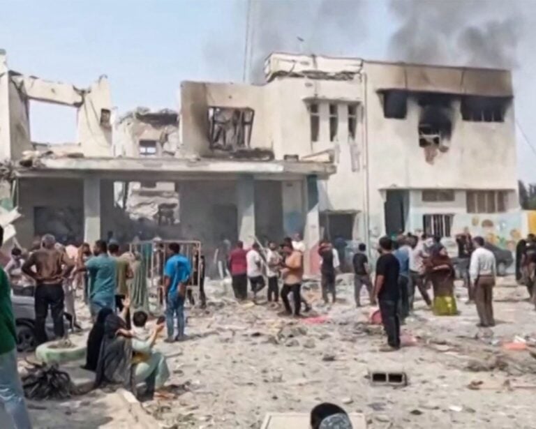 İran İsrail kız okulu