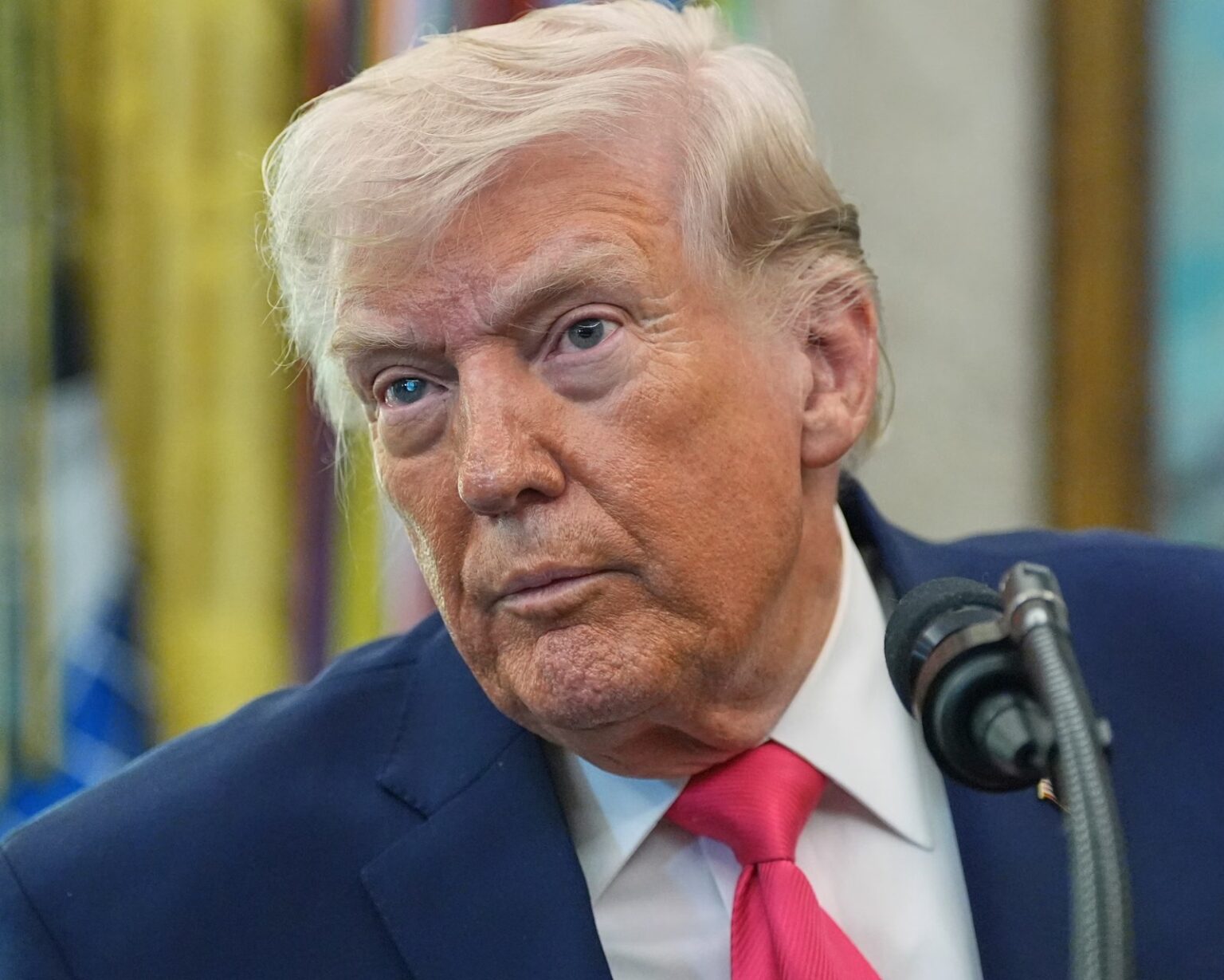 Toplum ve Siyaset (14): Dr. Aslı Cansunar ile söyleşi – ABD’de kriz büyüyor: İran savaşı Trump’ı bitiriyor mu?