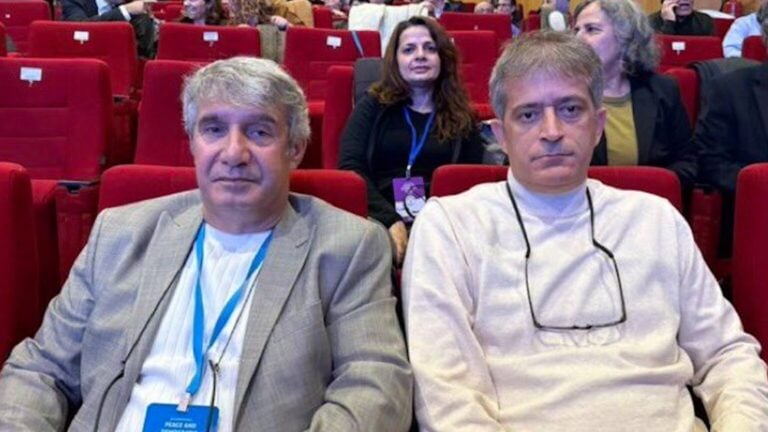 Kürt siyasi hareketinde taşlar