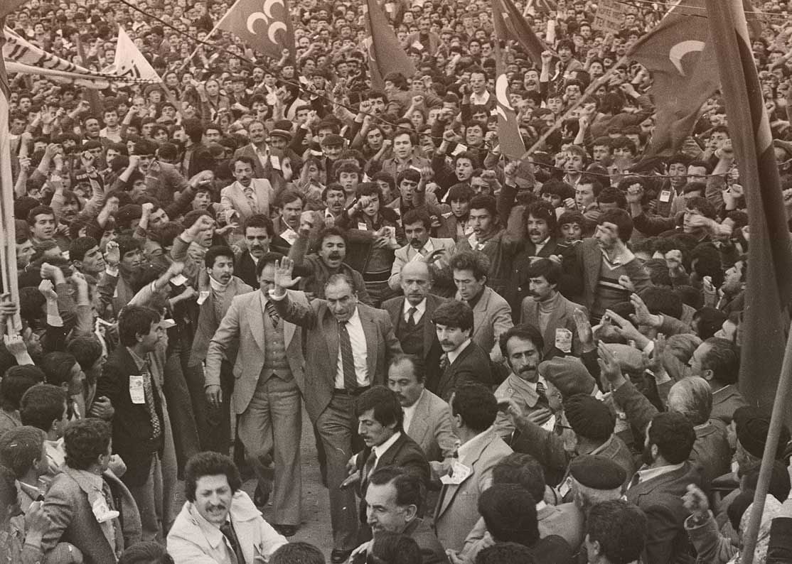 Belgelerle MHP Tarihi