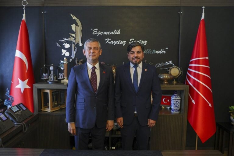 CHP Arif Kocabıyık'ın üyelik