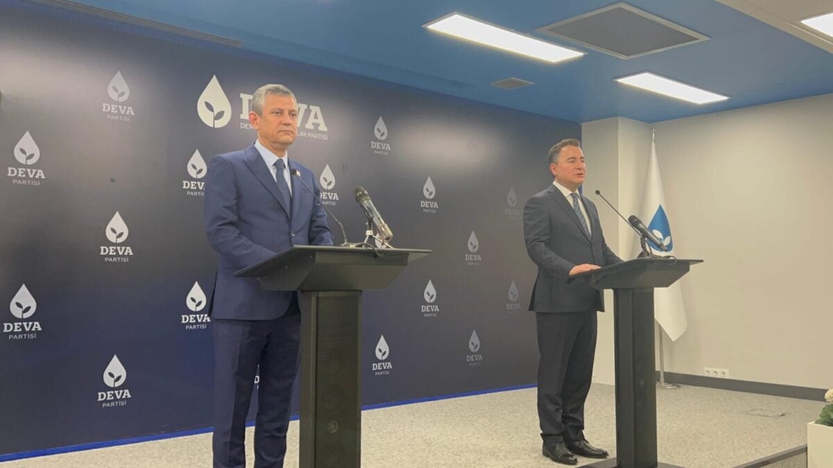 ali babacan özgür özel