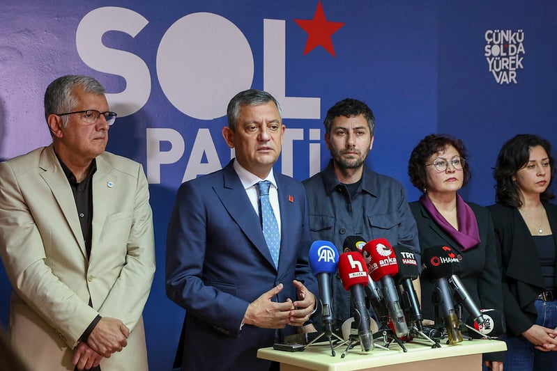 Özgür Özel’in ara