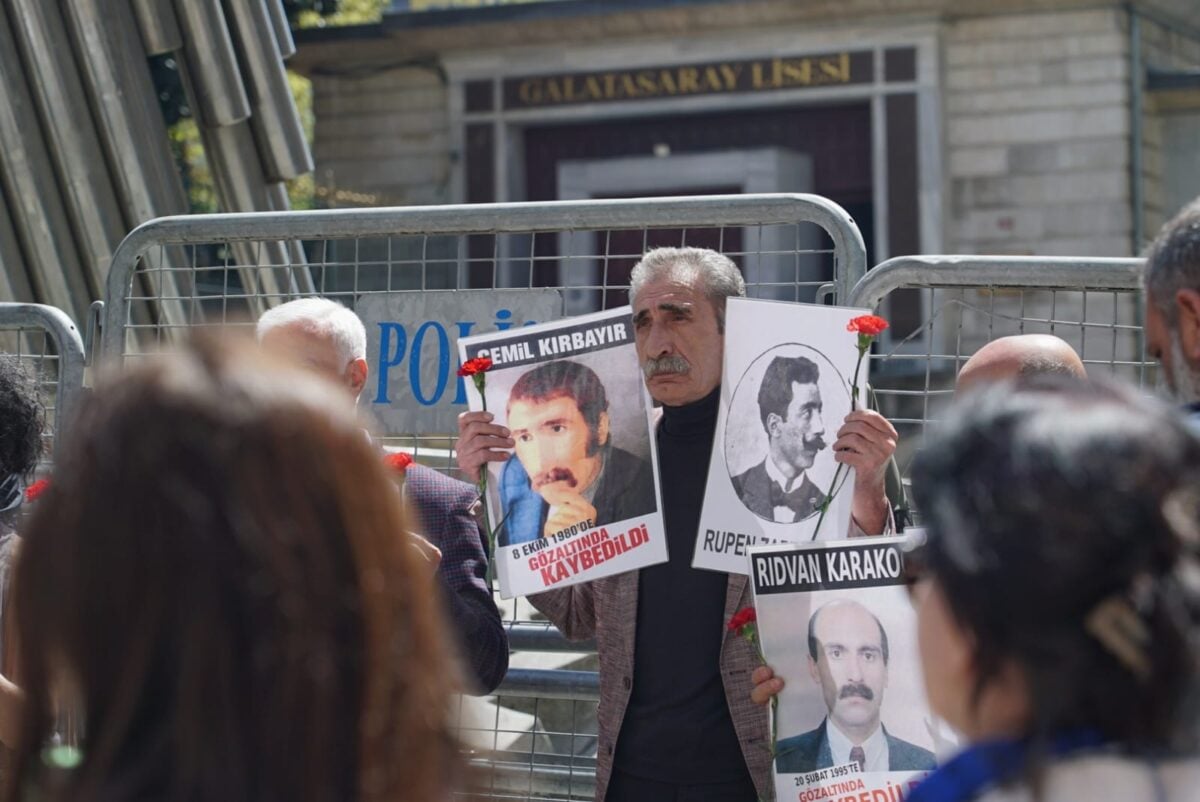 Cumartesi Anneleri Ermeni aydınları andı