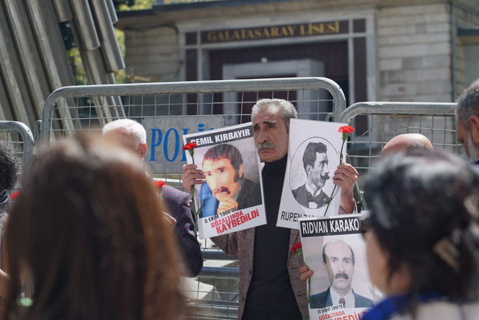 Cumartesi Anneleri: “Ermeni aydınları unutmadık”