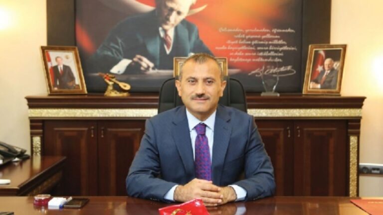 Eski Tunceli valisinin