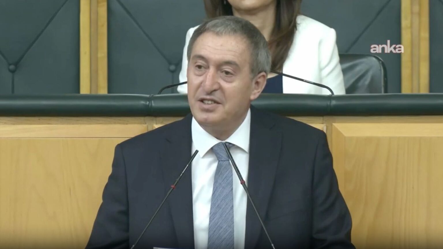 Tuncer Bakırhan: “AKP’li 472 belediyeye soruşturma açıldı, kayyumlar, görevden almalar muhalif belediyelere uygulandı”