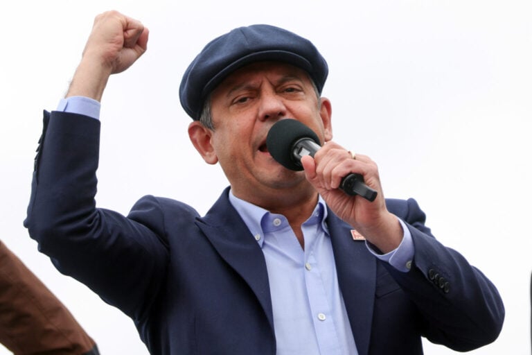 Özgür Özel Mustafa Bozbey'in tutuklanmasına ne dedi?