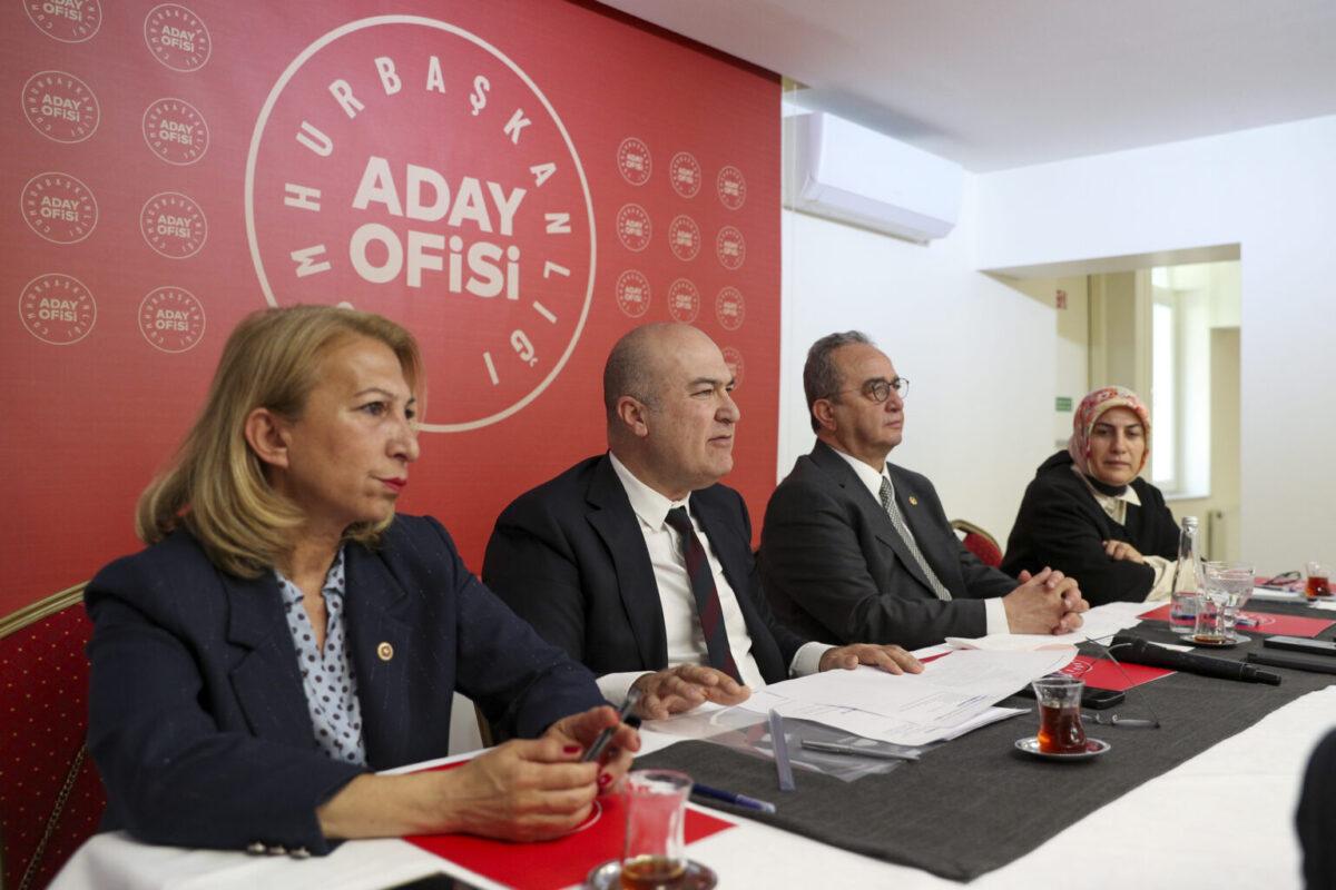 CHP’li Murat Bakan