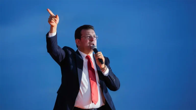 Tense moments in trial of imprisoned Istanbul Mayor following opening of new investigation1