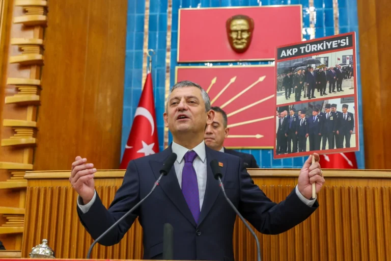 Özgür Özel
