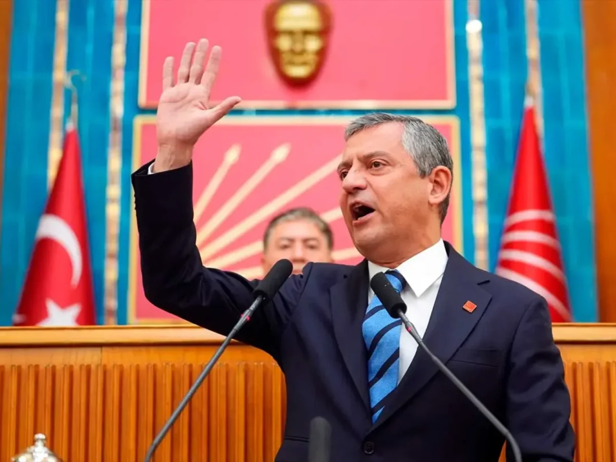 Turkish opposition leader calls for snap elections despite steep odds2