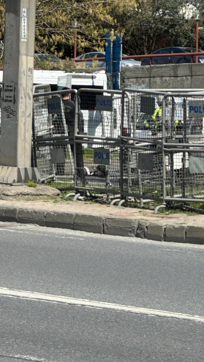 İsrail Başkonsolosluğu önünde silah sesleri: 2 ölü, 1 yaralı