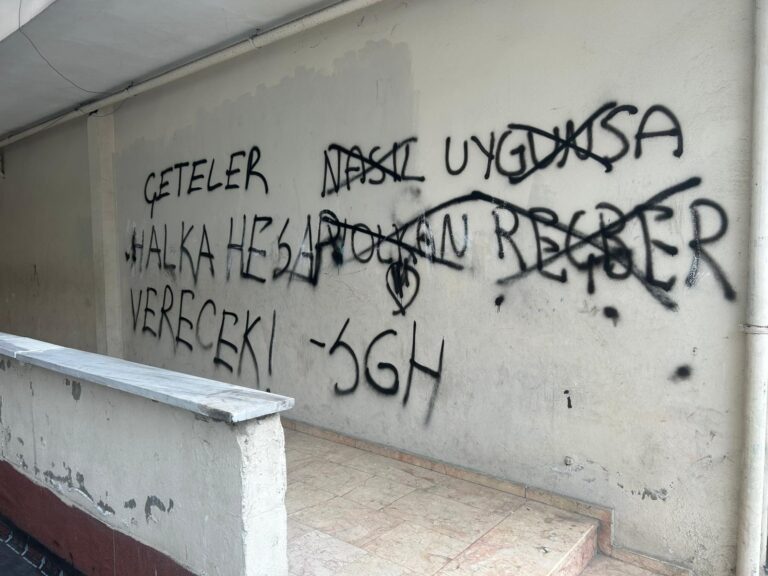 13 yaşında torbacı, 15 yaşında tetikçi: Çeteler yoksul mahalleleri nasıl ele geçirdi?