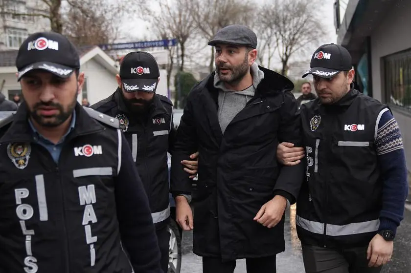 Rıza Akpolat kimdir?