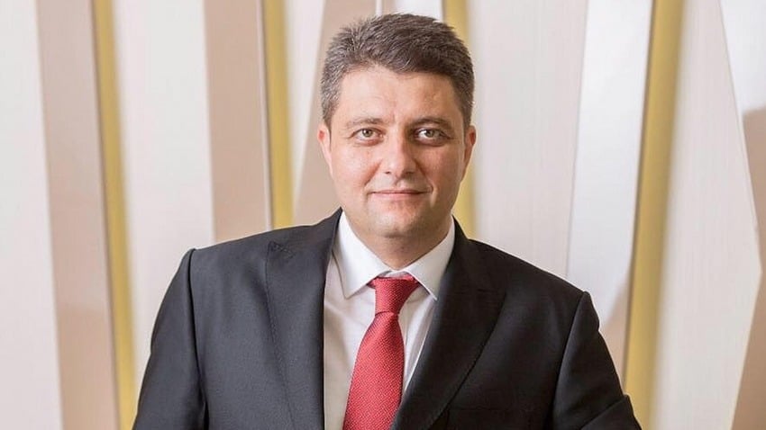 İYİ Parti İstanbul Milletvekili Ersin Beyaz partisinden istifa etti