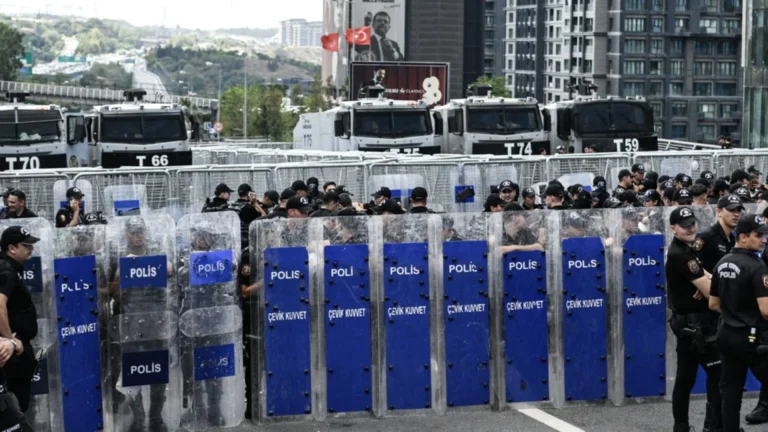 Amnesty International releases call for press freedom in Turkey1