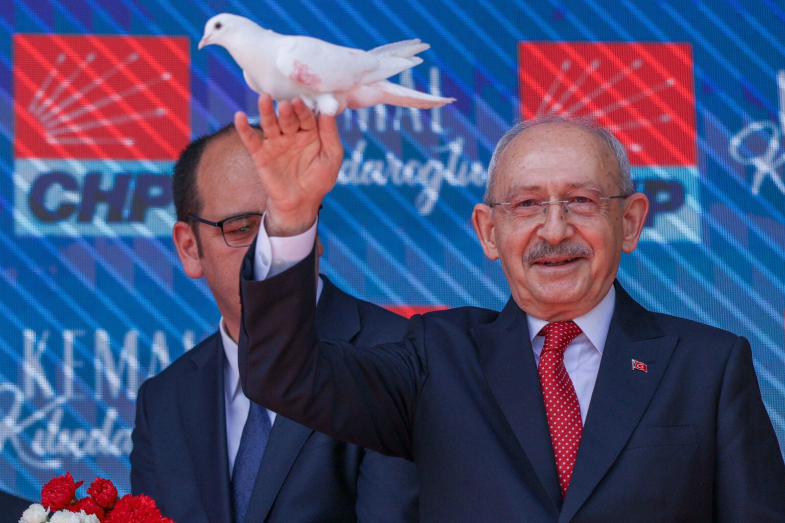 Murat Aksoy ile söyleşi: Kılıçdaroğlu “yerli ve milli CHP” projesine gönüllü olarak dahil olmuş