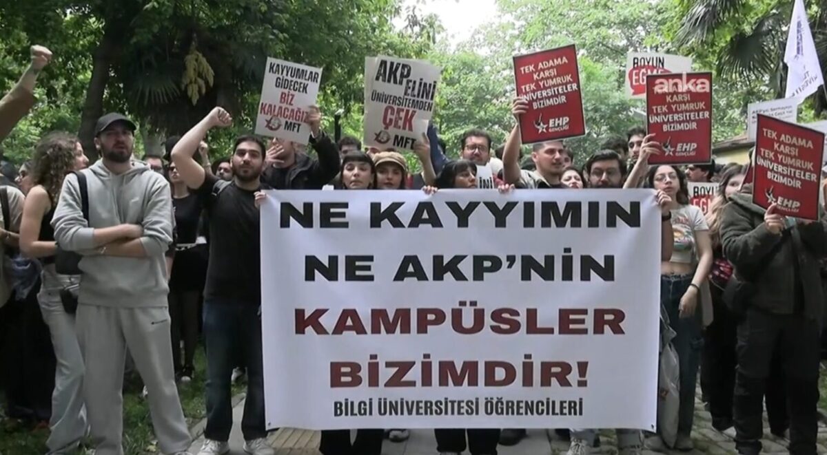 Bilgi Üniversitesi öğrencileri belirsizlik içinde: "4 senelik emeklerimiz boşa gitti, nasıl diploma alacağız?"