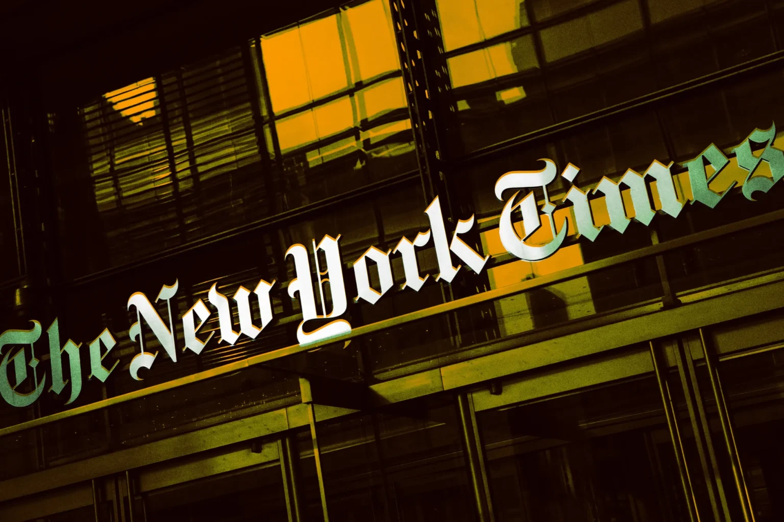 New York Times’tan freelancerlara uyarı: Yapay zekâ ile yazı yazmak yasak