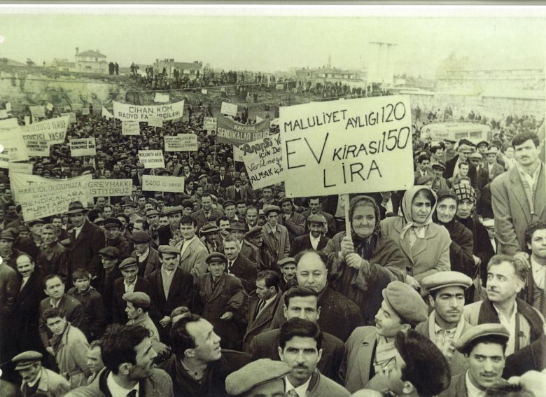 Tarık Çelenk yazdı: 68 değil, yetmişsekizliler