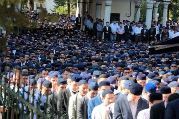 Laiklik AKP'ye medyun-u şükrandır
