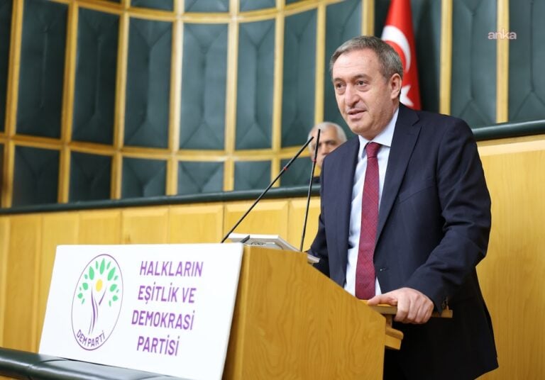 Altına imza atıyoruz