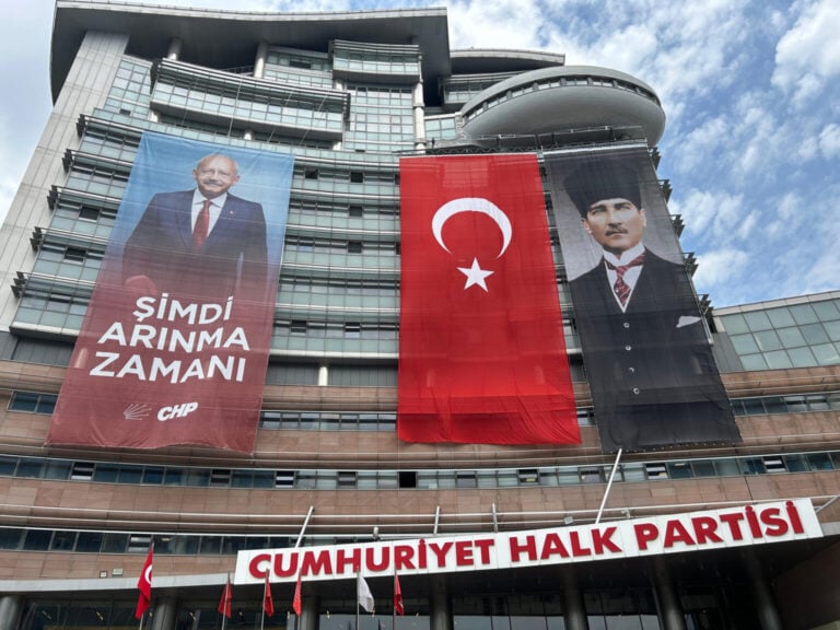 CHP’de üçüncü